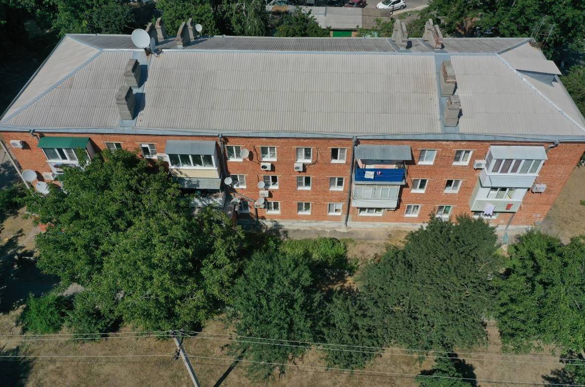 Здание, расположенное по ул. Низяева, 35 в г. Невинномысск Ставропольский край