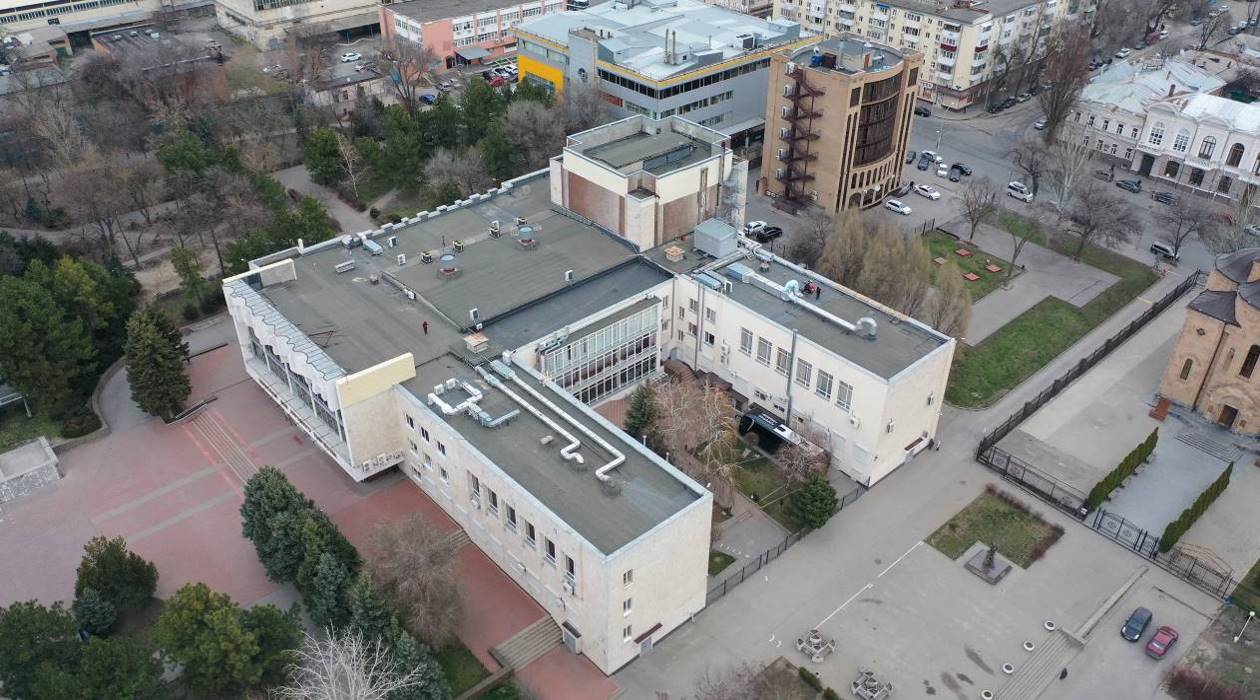 Здание Государственного автономного учреждения культуры Ростовской области 