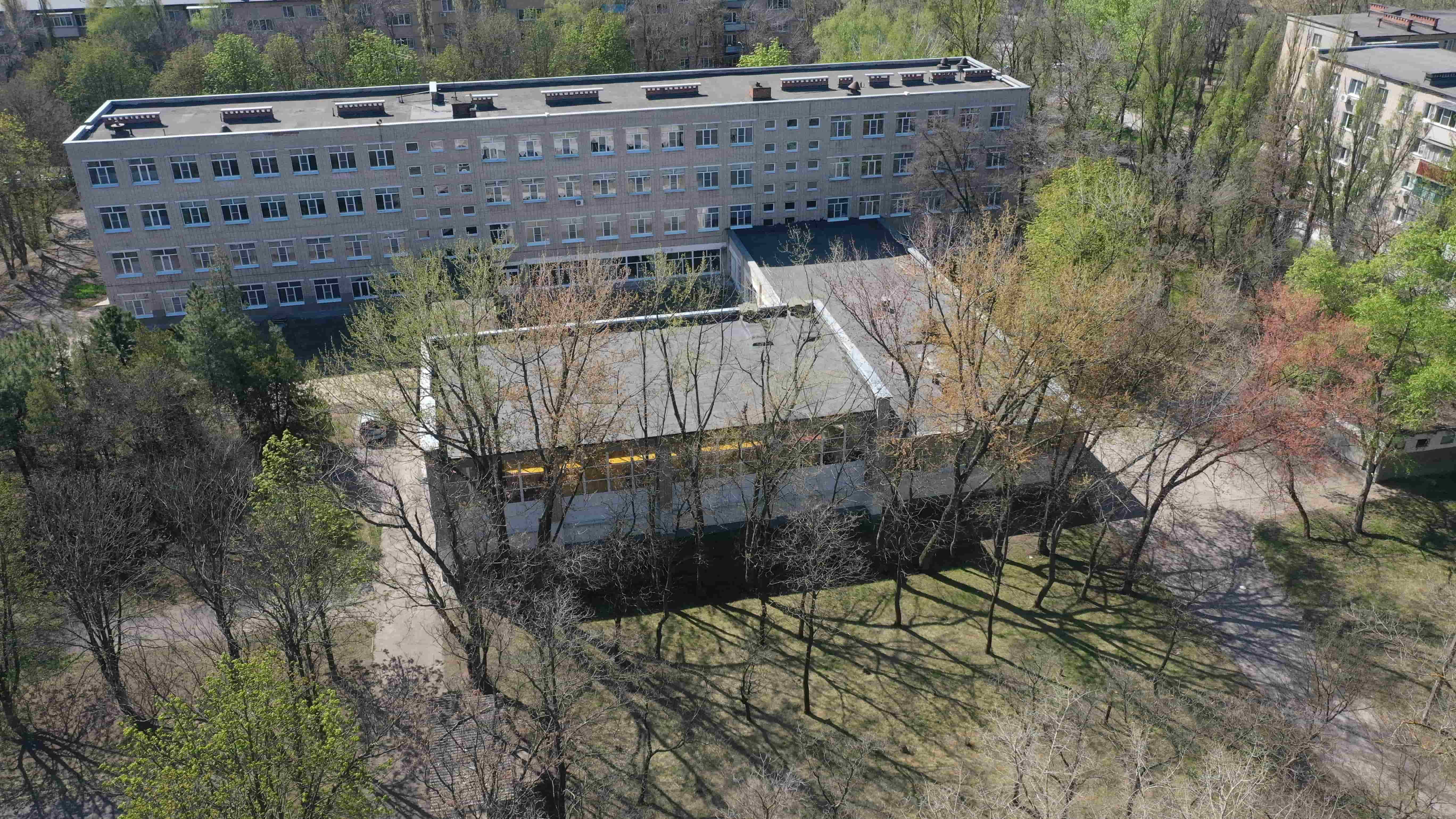 Спортивный зал МБОУ СОШ №10  по ул. Мелиховская, 35 в г. Новочеркасск, Ростовской области