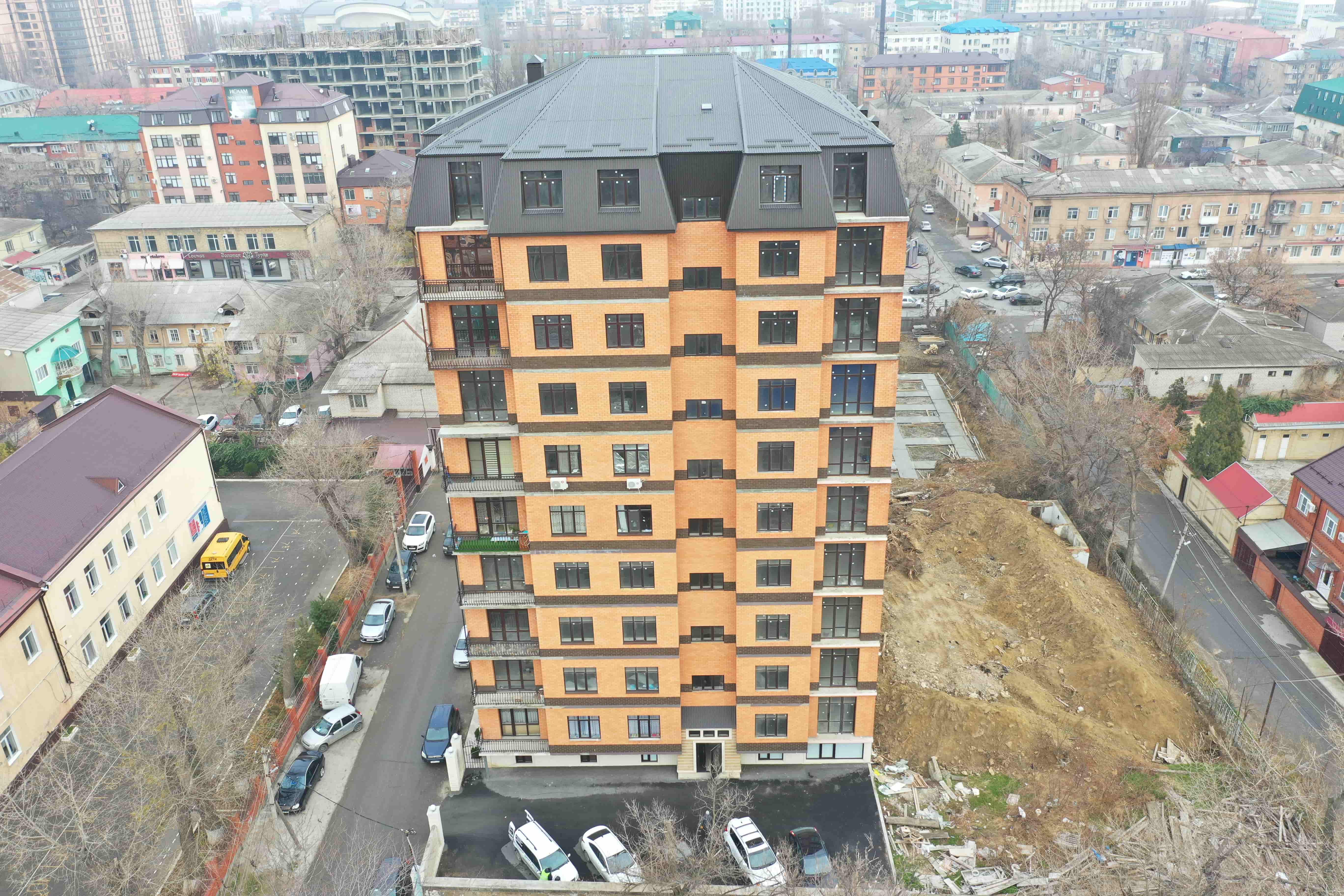 Многоквартирный  жилой дом в г. Махачкала, ул. Азиза-Алиева, 3