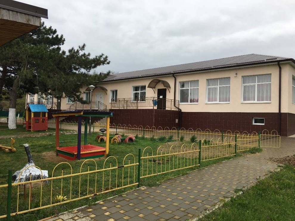 Здание МАДОУ д/с №24 «Колосок» по ул. Октябрьская, 18 в с. Джигинка Краснодарского края