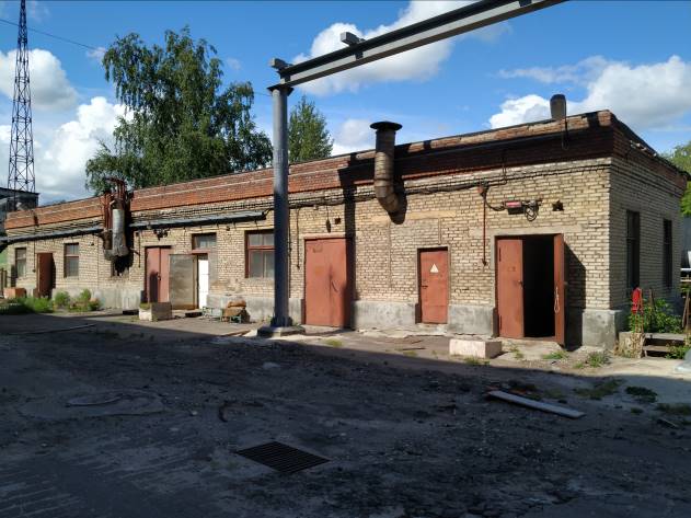 Цех ДЭЦ (склад ГСМ) в осях А-Б/1-8 на территории АО «Коломенский завод», расположенный по адресу: Московская область, г. Коломна, ул. Партизан, д. 42